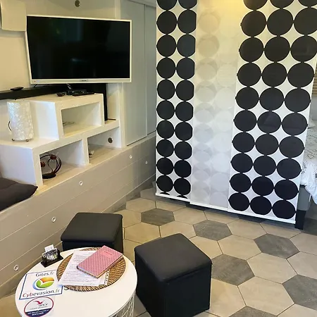 Entre Et Montagne בית נופש Peyroules